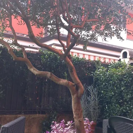 La Perla Del Naviglio 住宿加早餐酒店